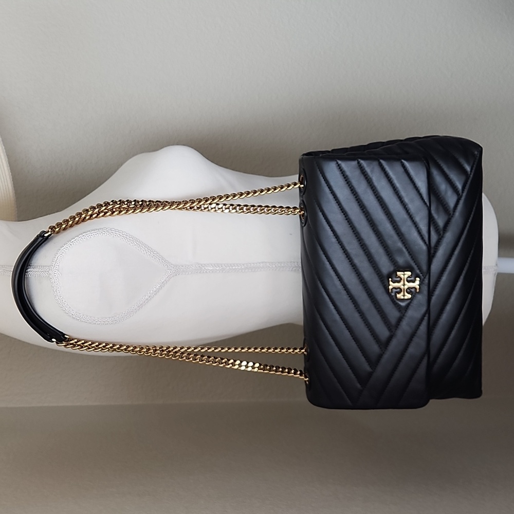 Tory Burch KIRA CHEVRON CONVERTIBLE SHOULDER BAG